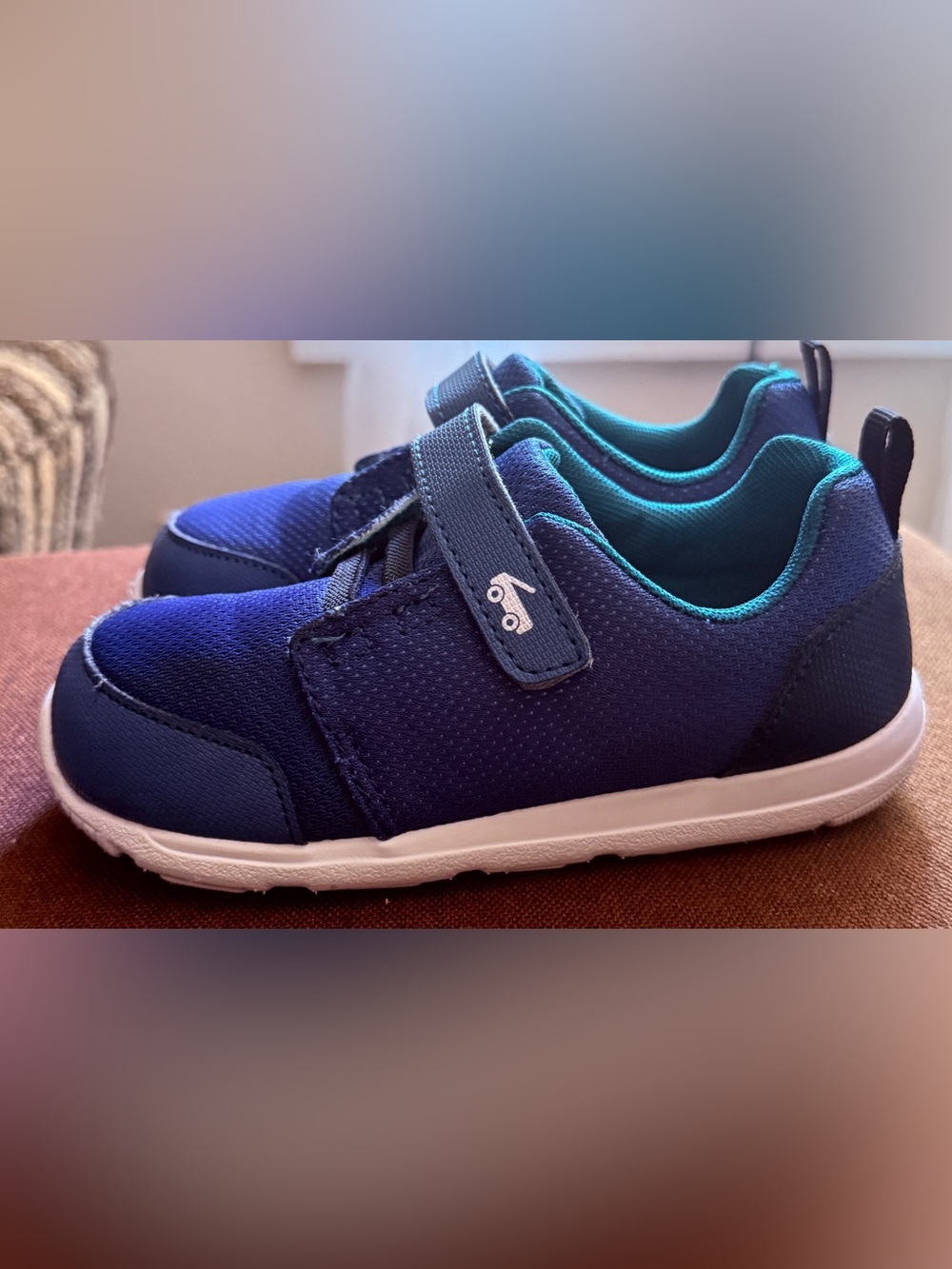 See Kai Run Spark Lace sneakers